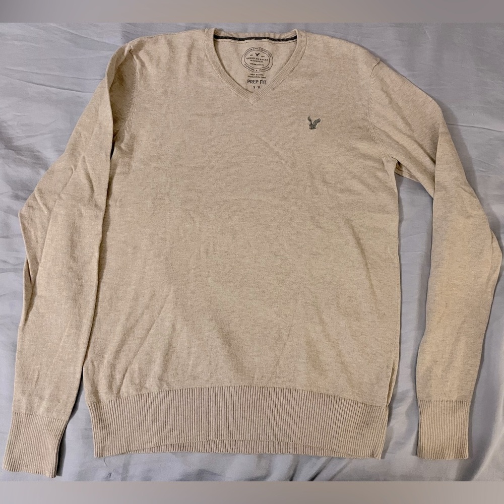 American Eagle Men’s Long Sleeve V-Neck Prep Fit Sweater, Size S, Cream Color